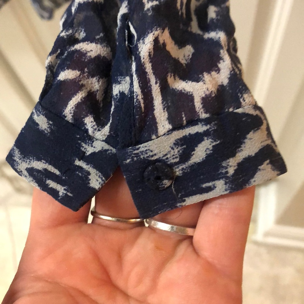 Blue and white sheer elie tahari shirt - Picture 5 of 8